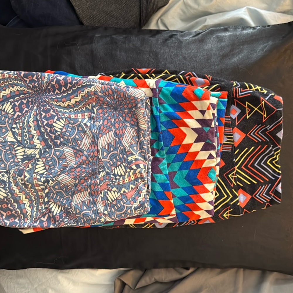 3 pairs Lularoe tall and curvy leggings